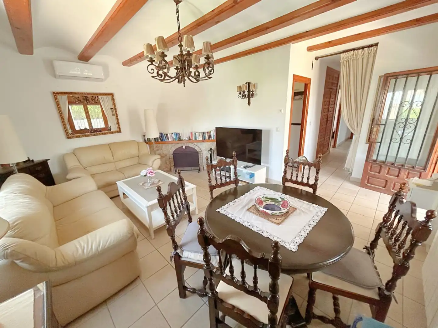 Living room of Houses for sale in Els Poblets  with Air Conditioner, Heating and Terrace