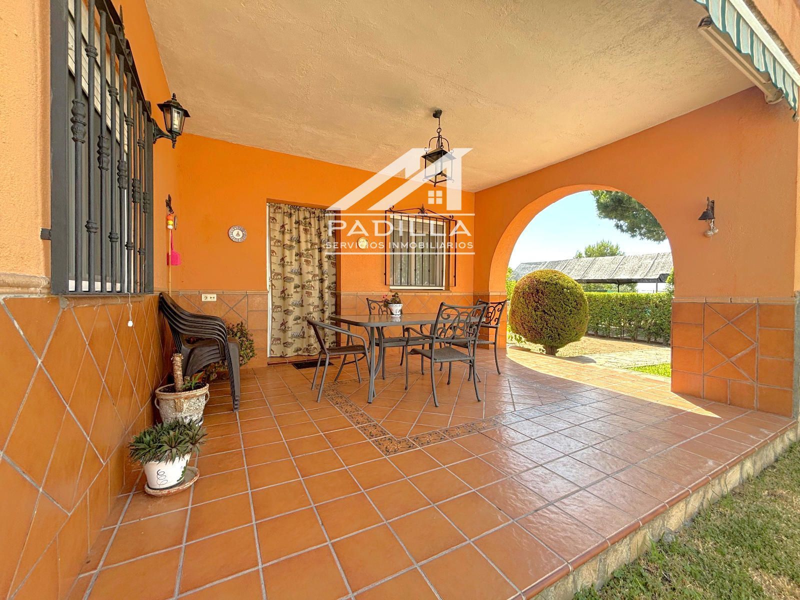 Jardí de Casa o xalet en venda en Cobisa amb Aire condicionat, Traster i Piscina