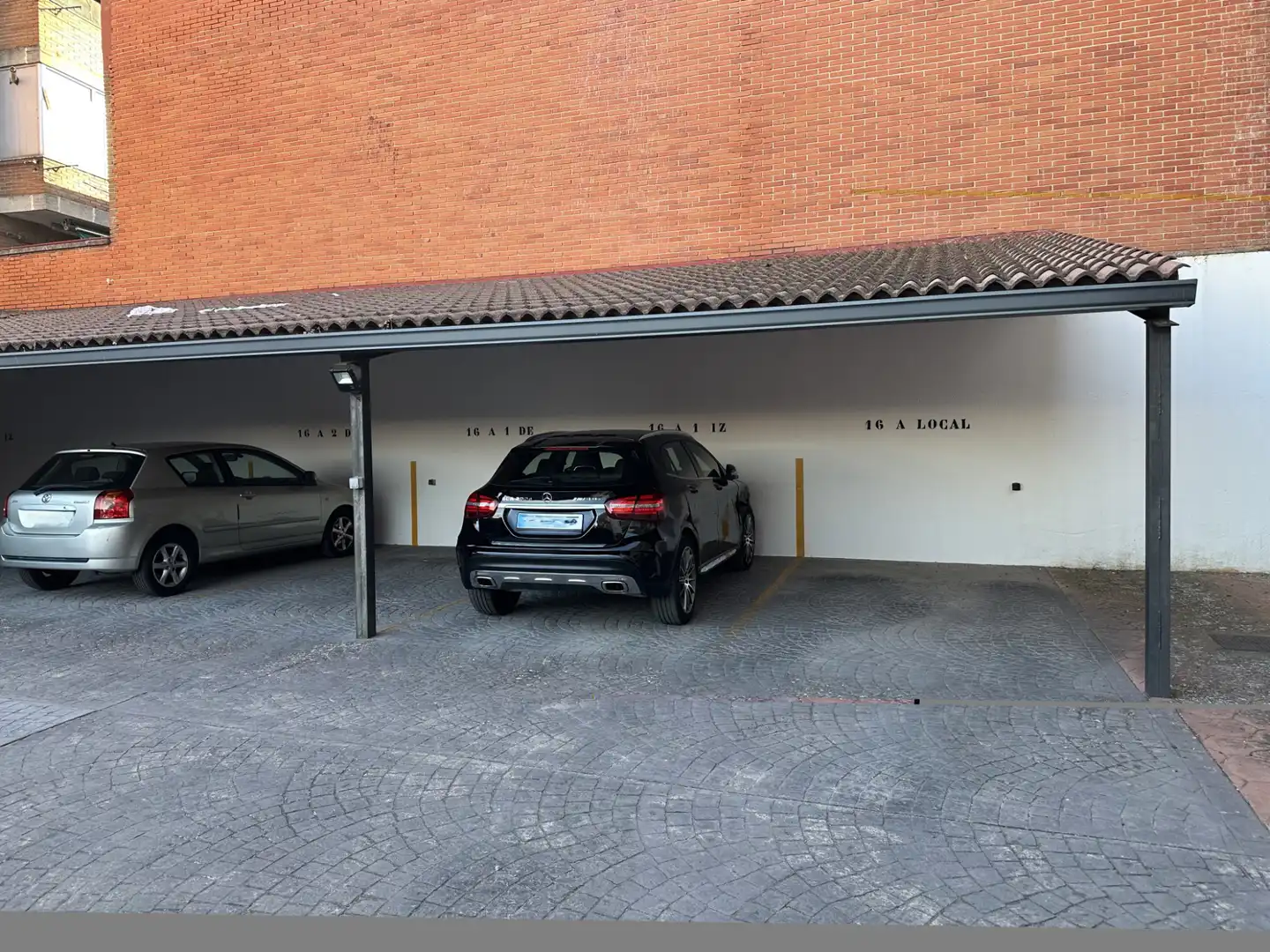 Aparcament de Pis en venda en Colmenar Viejo amb Calefacció, Terrassa i Traster