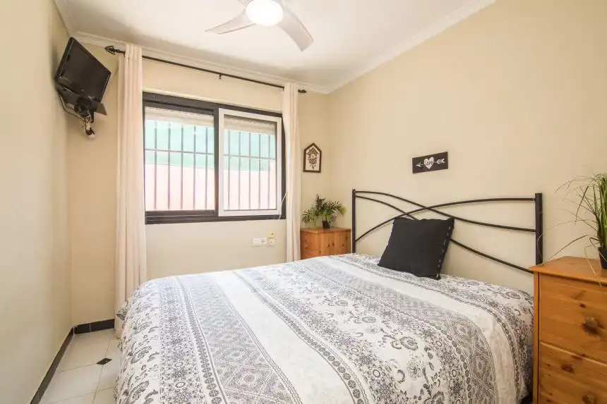 Dormitori de Casa o xalet en venda en Tibi amb Aire condicionat, Piscina i Moblat