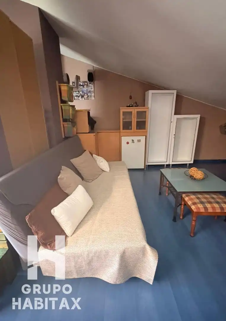 Dúplex en venta en Calle BARBERA DEL VALLES, Can Clos - Pinetons