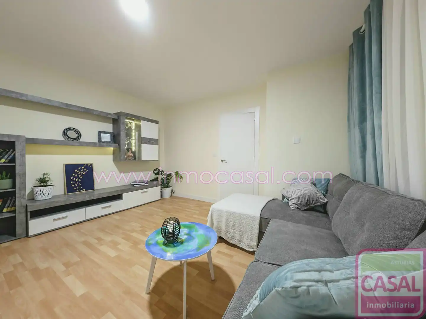 Wohnzimmer von Wohnung zum Verkauf in Oviedo  mit Abstellraum und Möbliert