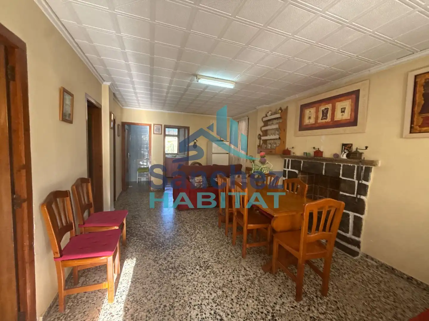 Houses for sale in Chelva  with Private garden, Terrace and Storage room