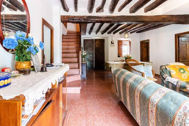 Casa-chalet en Venta en Faraján