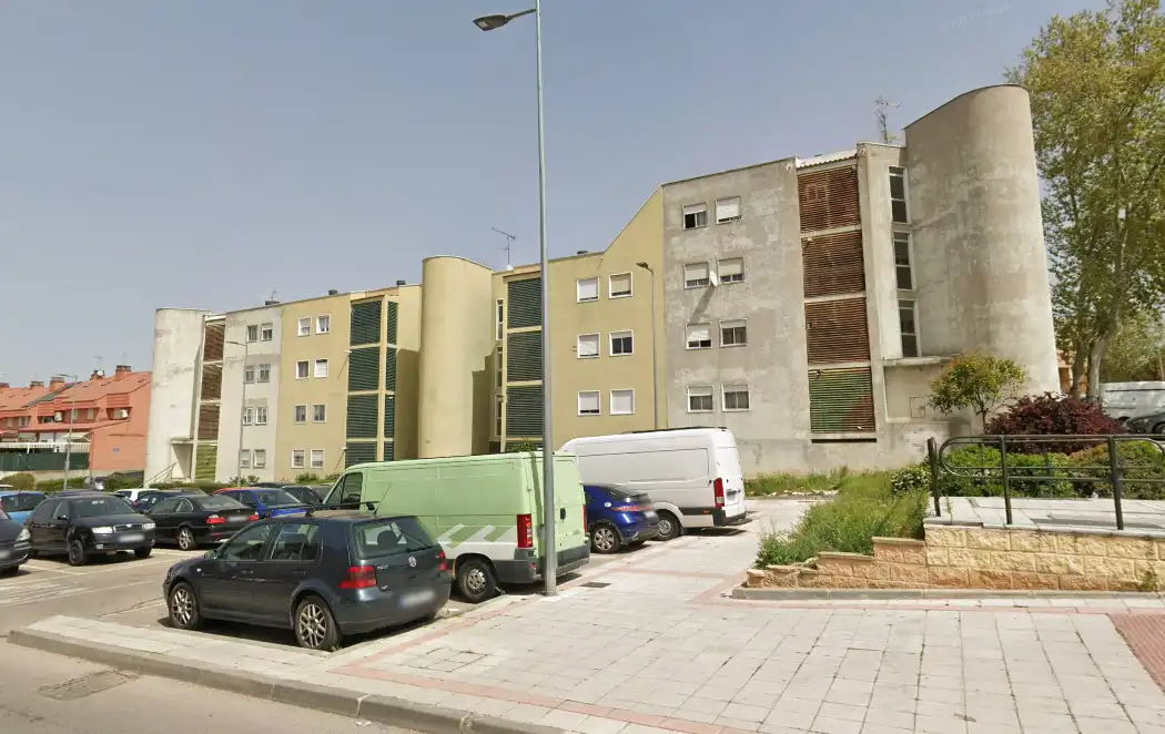 Vista exterior de Piso en venta en Guadalajara