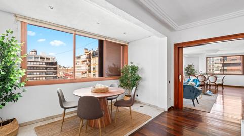 Foto 3 de Àtic en venda a Rambla de Méndez Núñez, 40, Casco Antiguo - Sta. Cruz - Ayuntamiento, Alicante / Alacant