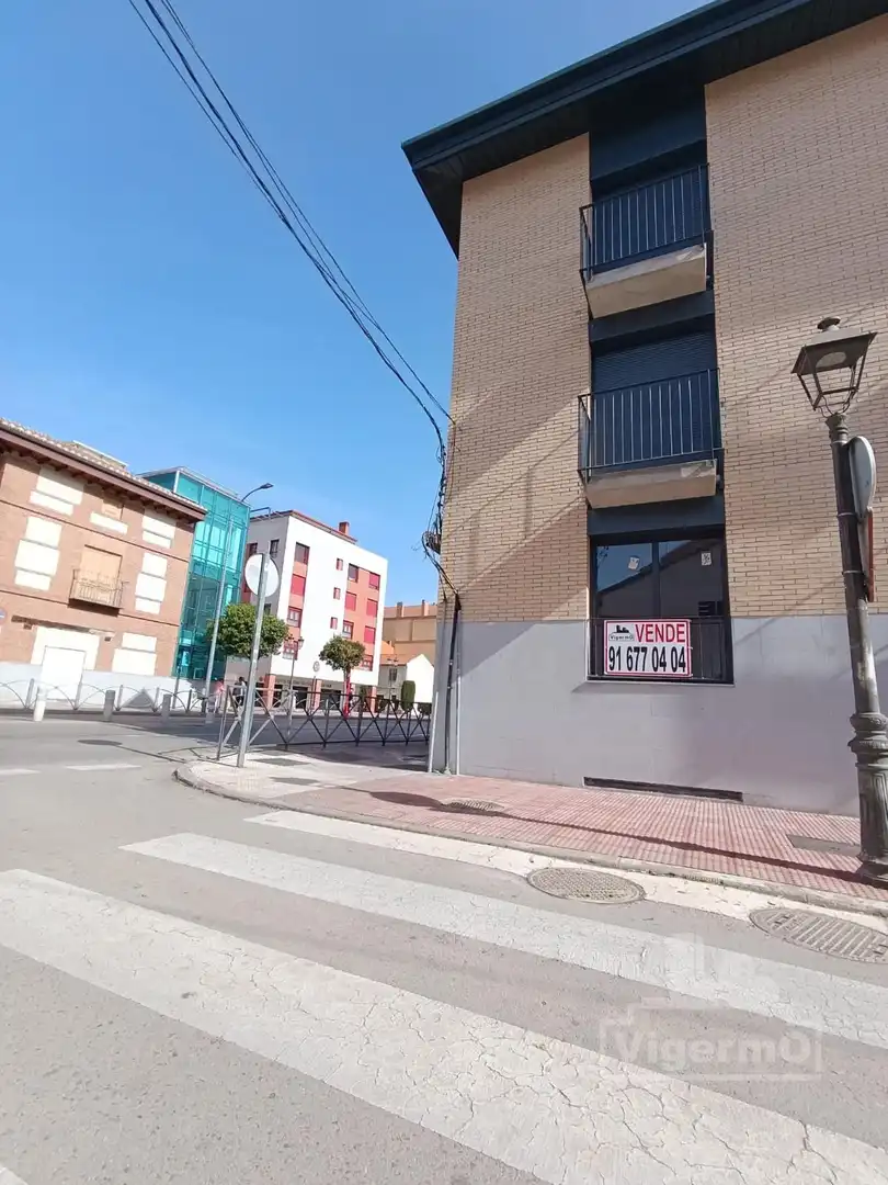 Vista exterior de Local en venda en Torrejón de Ardoz
