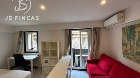 Foto 2 von Wohnung zur Miete in Calle Serra, 19, Barri Gòtic, Barcelona Capital