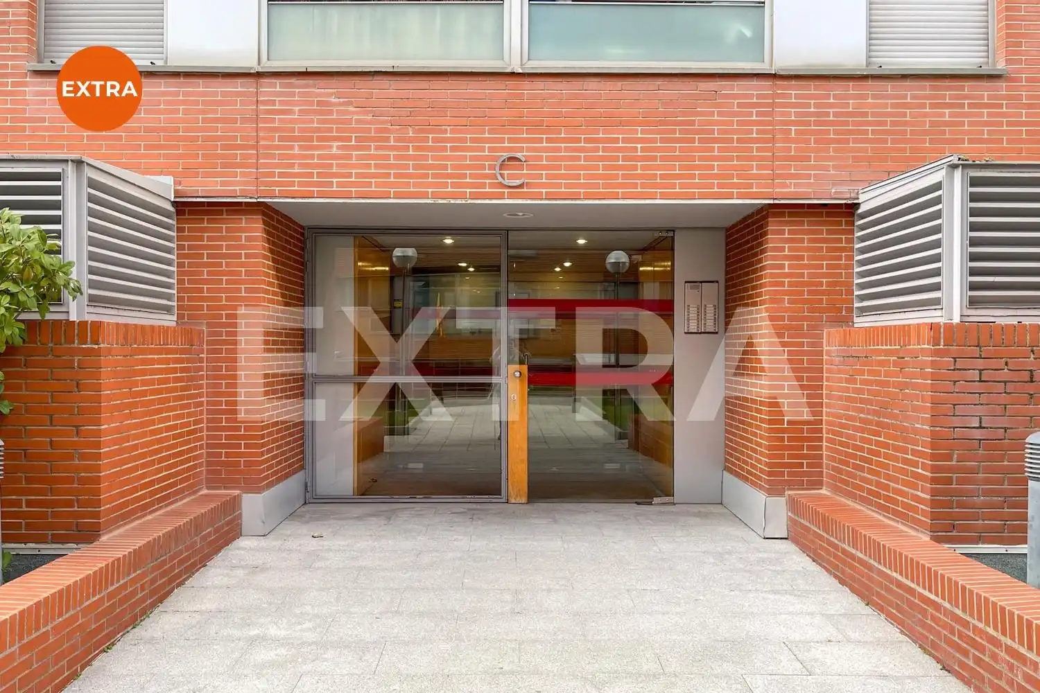 Exterior view of Flat for sale in Madrid  with Air Conditioner, Heating and Private garden