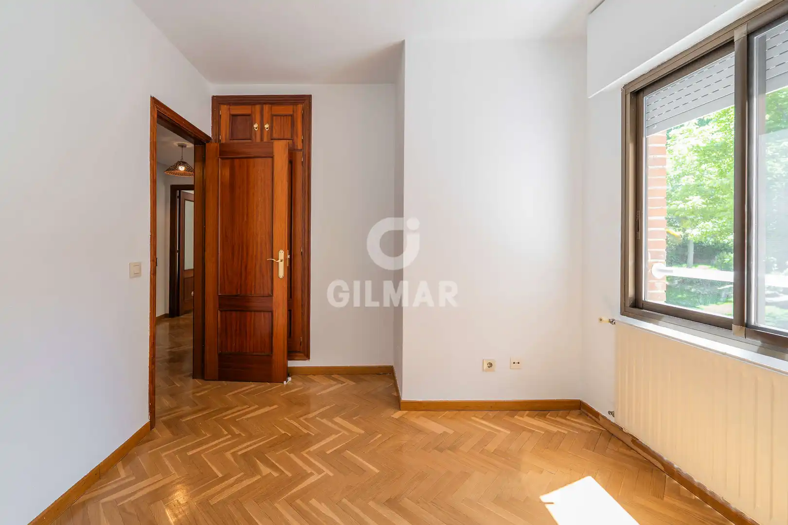 Schlafzimmer von Wohnung zum Verkauf in Pozuelo de Alarcón mit Heizung, Privatgarten und Abstellraum