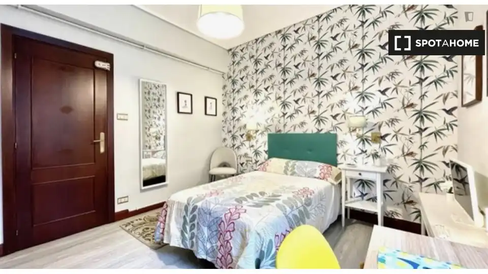 Schlafzimmer von Wohnung zur untervermieten in Bilbao  mit Klimaanlage, Heizung und Möbliert