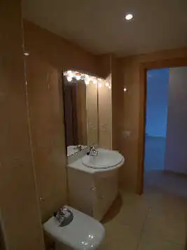 Bathroom of Flat for sale in Figueres  with Heating and Terrace
