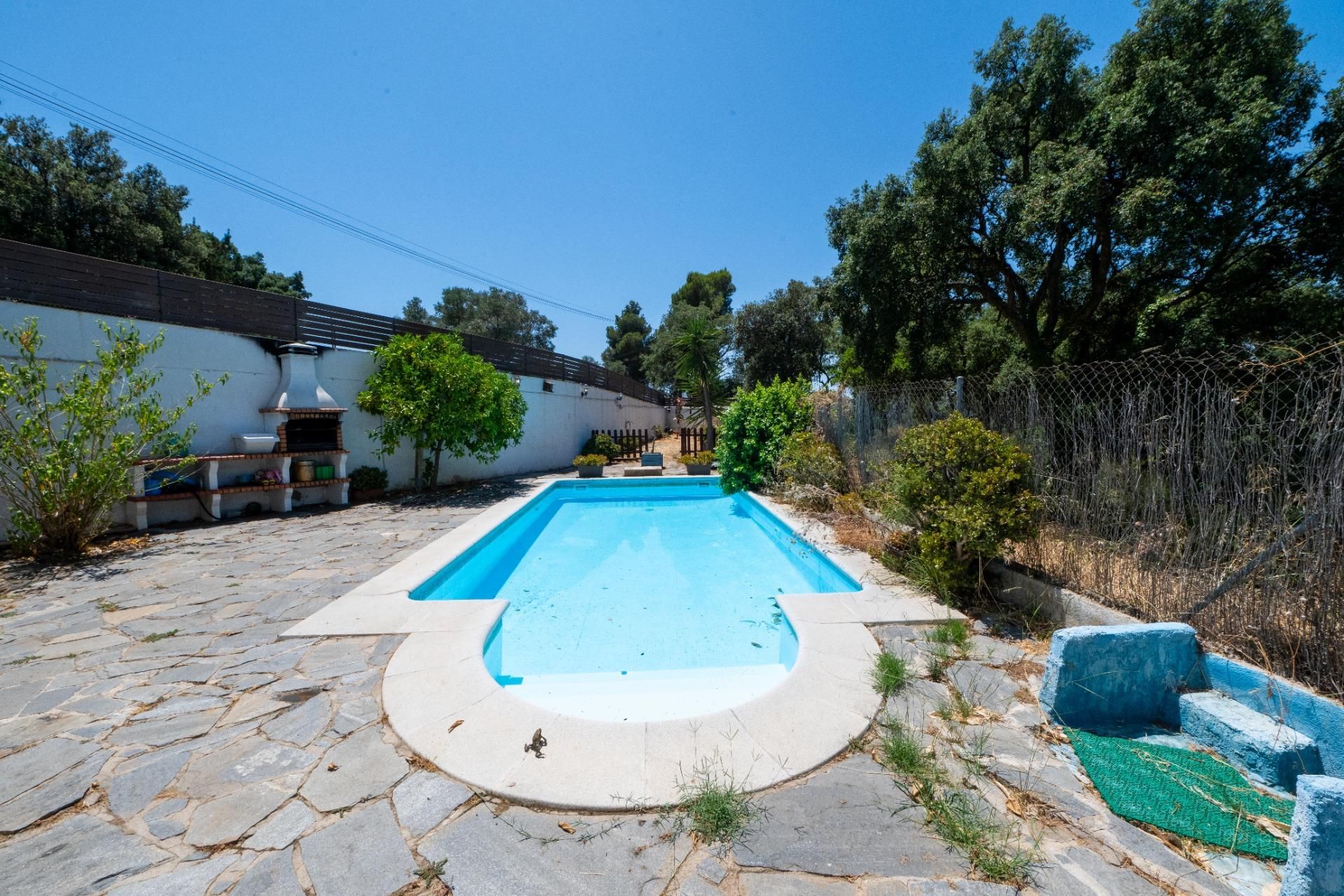 Piscina de Casa o xalet en venda en Sant Cebrià de Vallalta amb Aire condicionat, Jardí privat i Terrassa