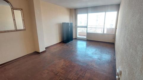 Foto 4 de Pis en venda a Calle Júcar, Los Guindos - Parque Mediterráneo - Santa Paula, Málaga