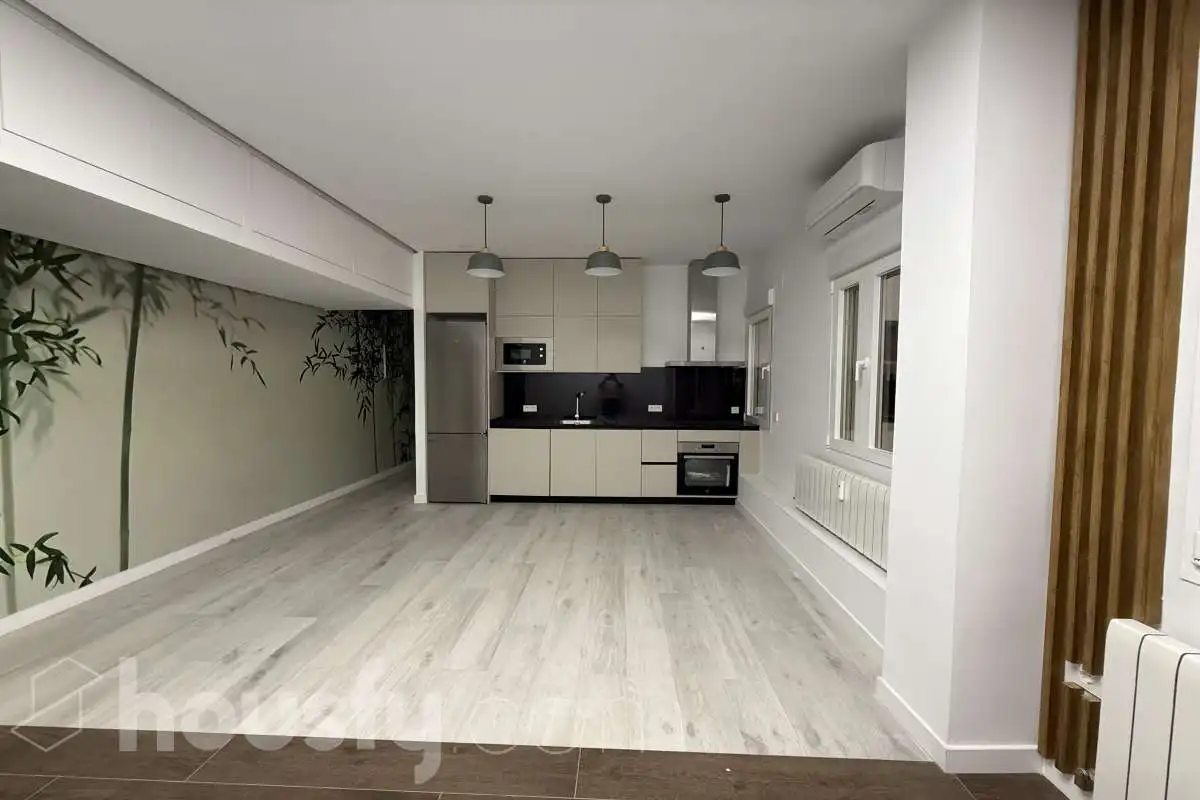 Appartement avec ascenseur à louer à Calle del General Pardiñas .