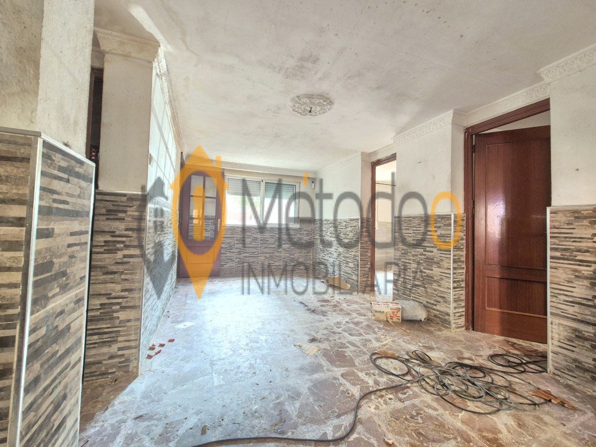 Flat for sale in  Sevilla Capital