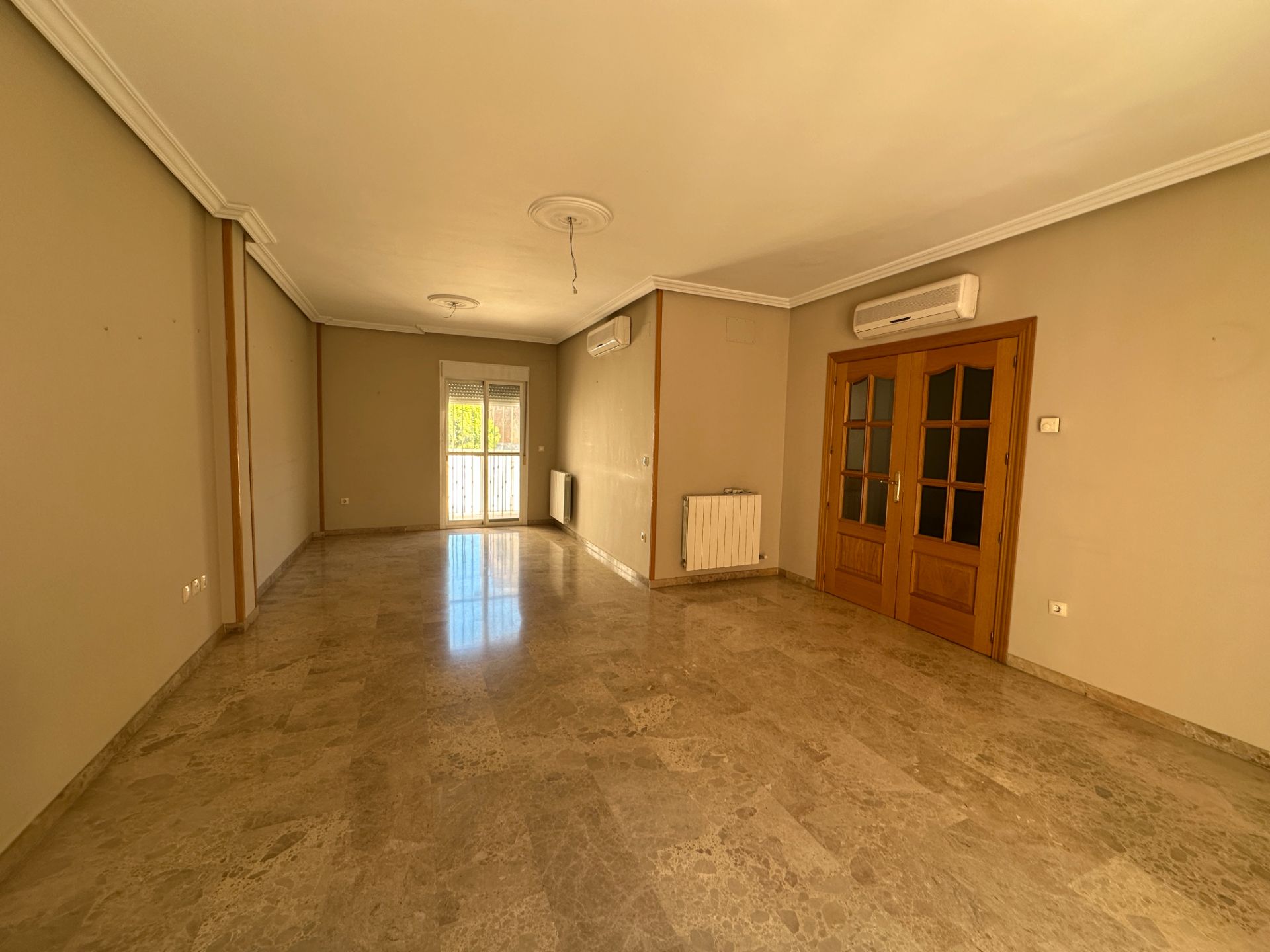 House or chalet for sale in Úbeda  with Air Conditioner, Heating and Terrace