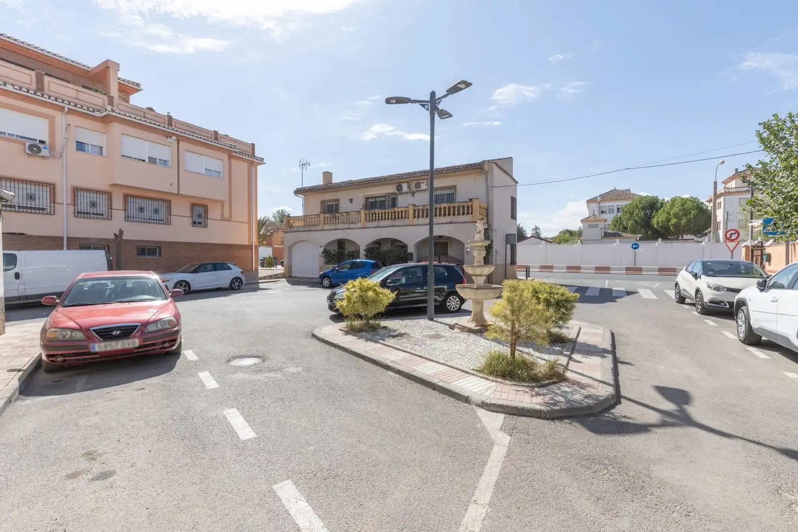 Exterior view of Houses for sale in Armilla  with Air Conditioner and Terrace