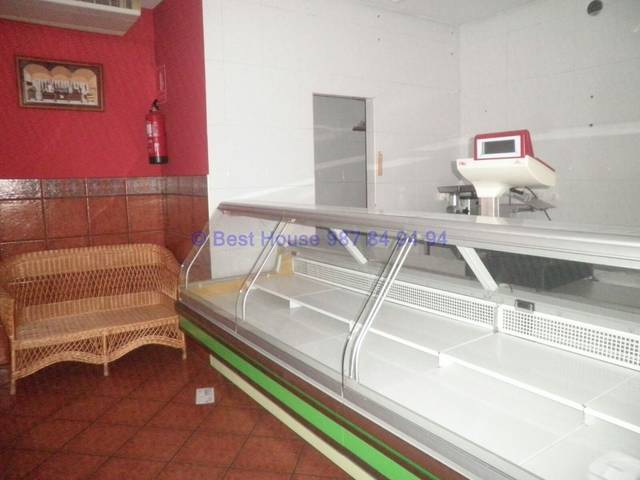 Local comercial en Alquiler en El Soto