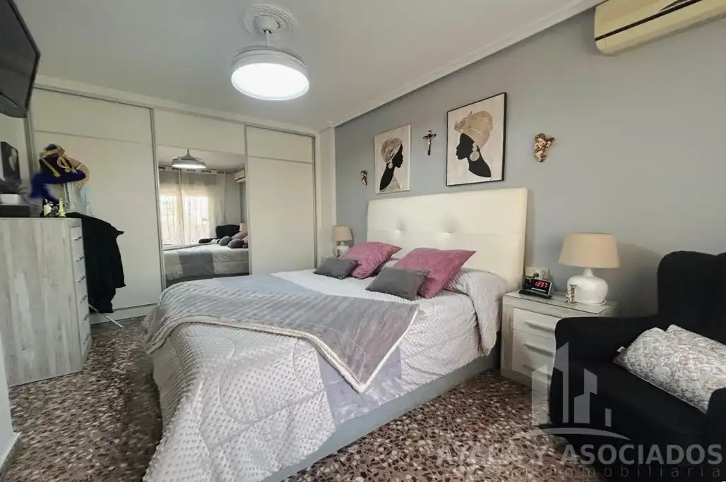Casa adosada en venta en La Magdalena - Molinos Marfagones