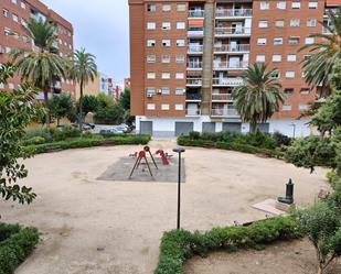 Exterior view of Flat for sale in  Valencia Capital  with Air Conditioner and Balcony