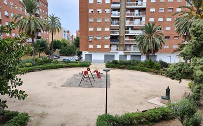 Vista exterior de Pis en venda en  Valencia Capital amb Aire condicionat i Balcó