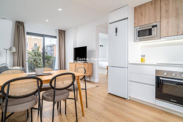 Piso en Venta en Martí Julià en Collblanc