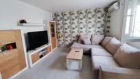 Living room of Single-family semi-detached for sale in Badajoz Capital  with Air Conditioner and Heating