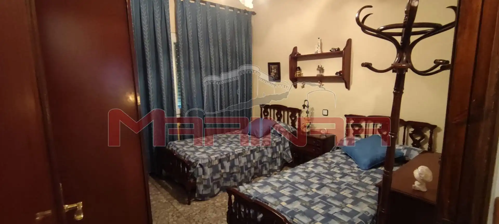 Habitación de Edificio en venta en Yeles