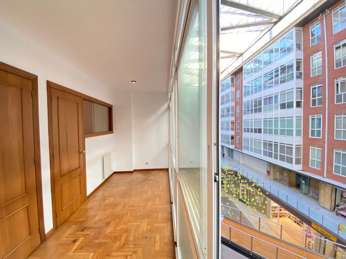 Terraza de Piso en venta en Santiago de Compostela  con Calefacción, Trastero y Amueblado