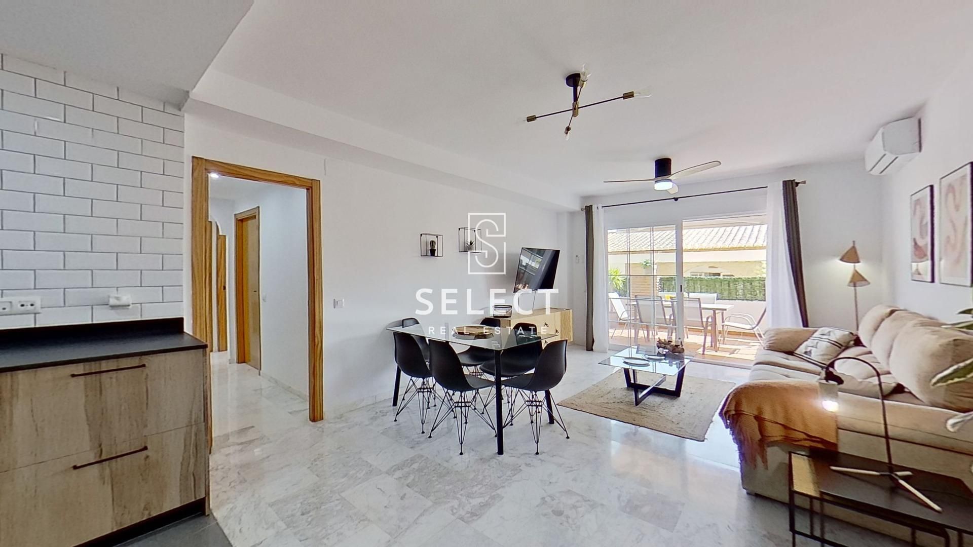 Sala d'estar de Apartament en venda en Almuñécar amb Aire condicionat, Calefacció i Jardí privat