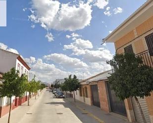 Vista exterior de Casa o xalet en venda en Fuente Palmera amb Jardí privat