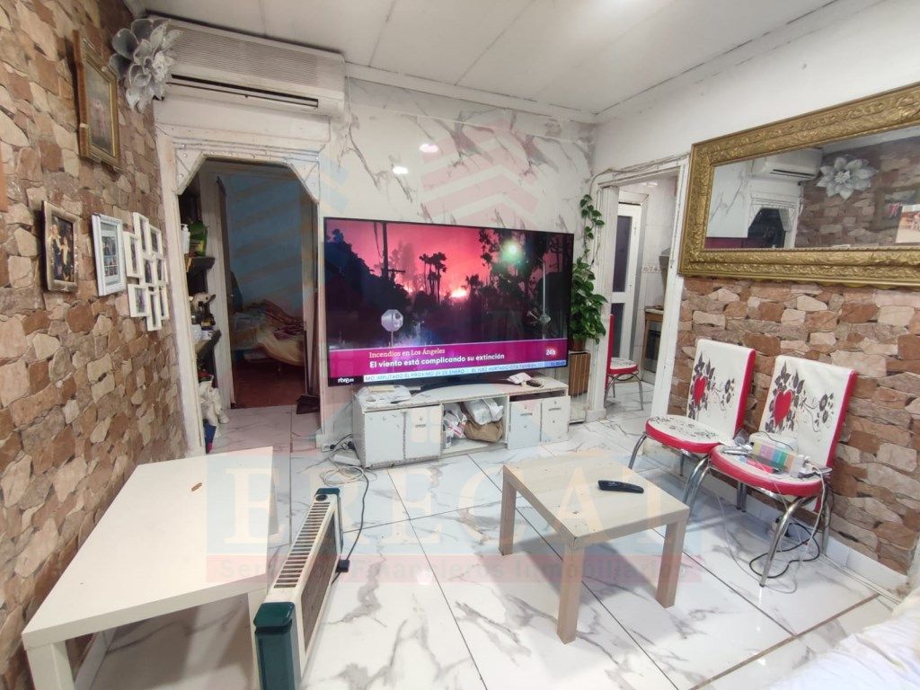 Living room of House or chalet for sale in Santa Coloma de Gramenet