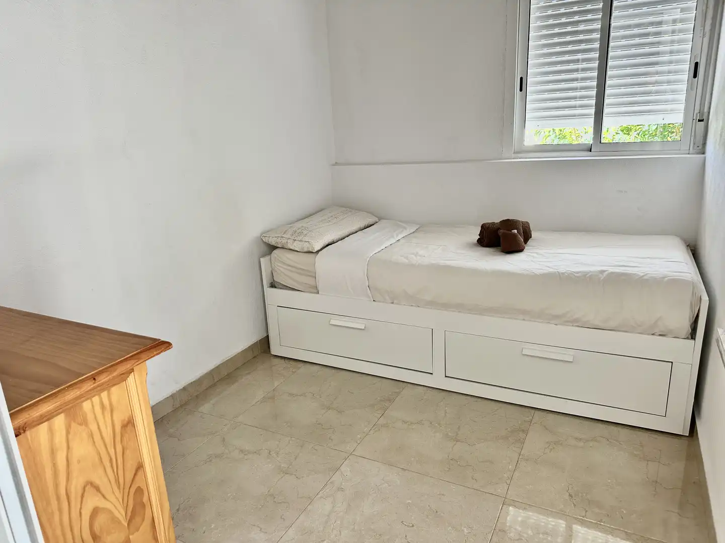 Schlafzimmer von Einfamilien-Reihenhaus zur Miete in Arona mit Terrasse, Möbliert und Ofen