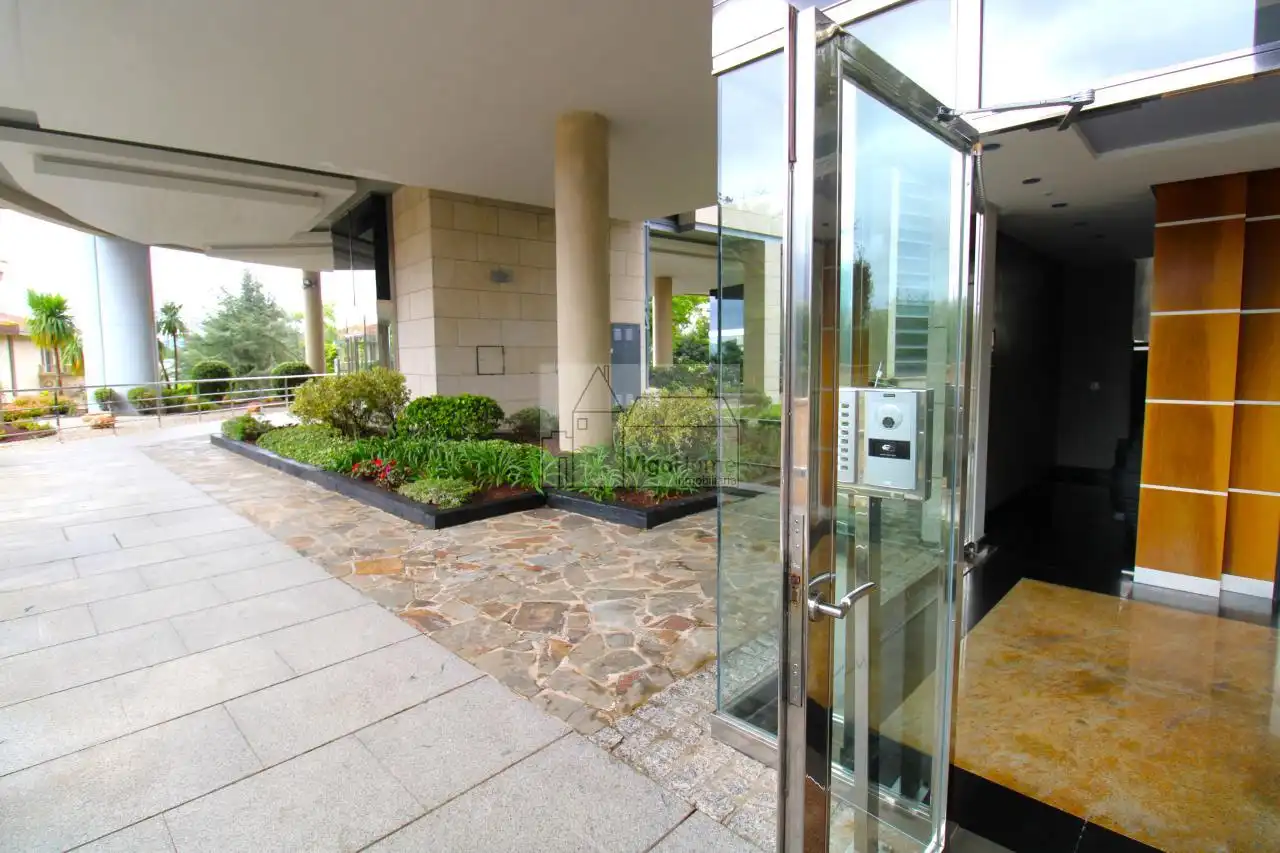 Flat for rent in Vigo   with Heating, Swimming Pool and Furnished