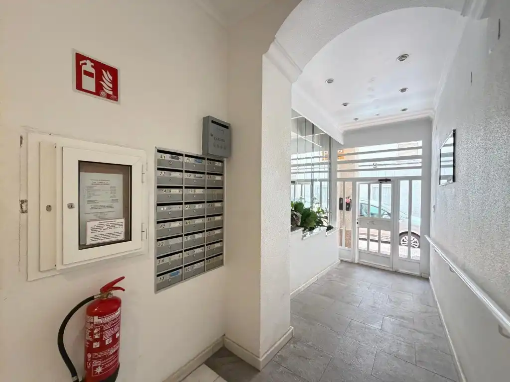 Attic for sale in Torrevieja  with Air Conditioner and Furnished