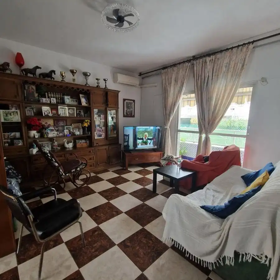 Sala de estar de Residencial en venta en Almogía
