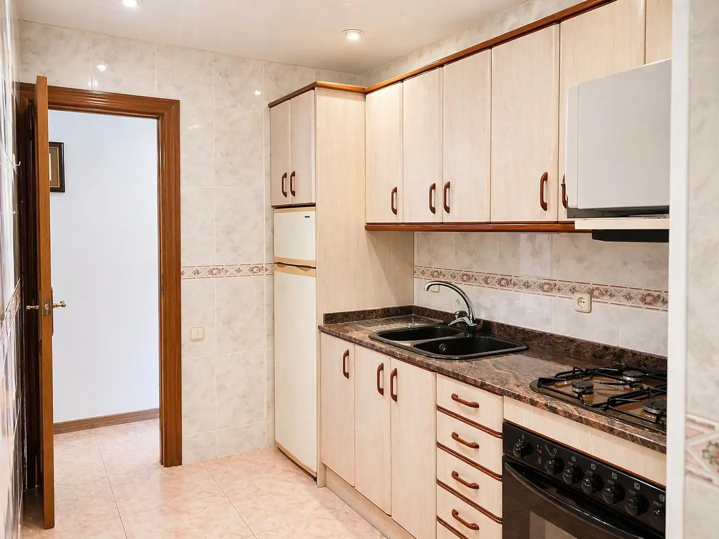 Kitchen of Flat for sale in Cornellà de Llobregat