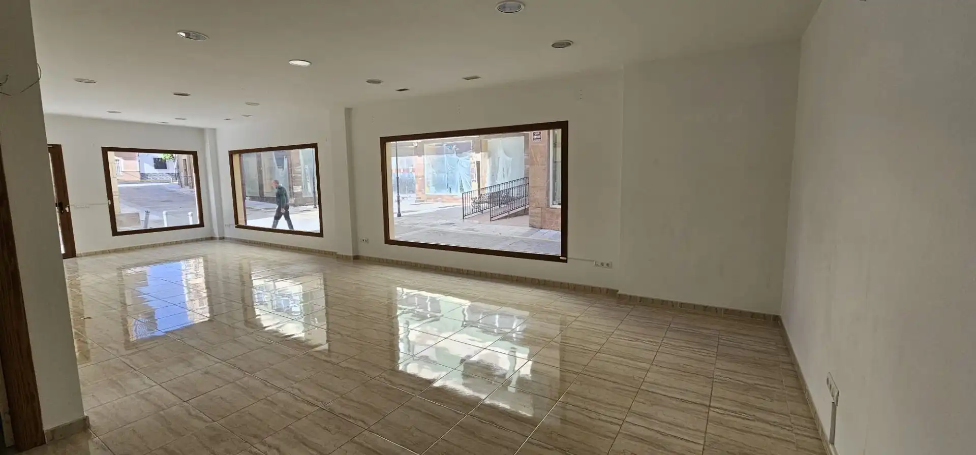 Local comercial de lloguer a ALFREFO ALMUNIA, imagen 11