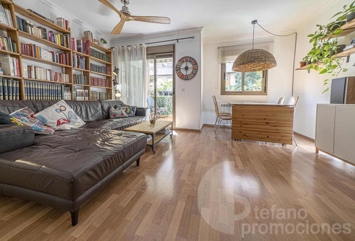 Piso en venta en Pilar Lorengar, Martín Carpena - Torre del Río, Carretera de Cádiz