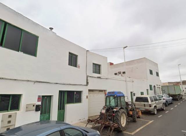 Piso en Venta en C/ Calderetas en San Bartolomé pueblo