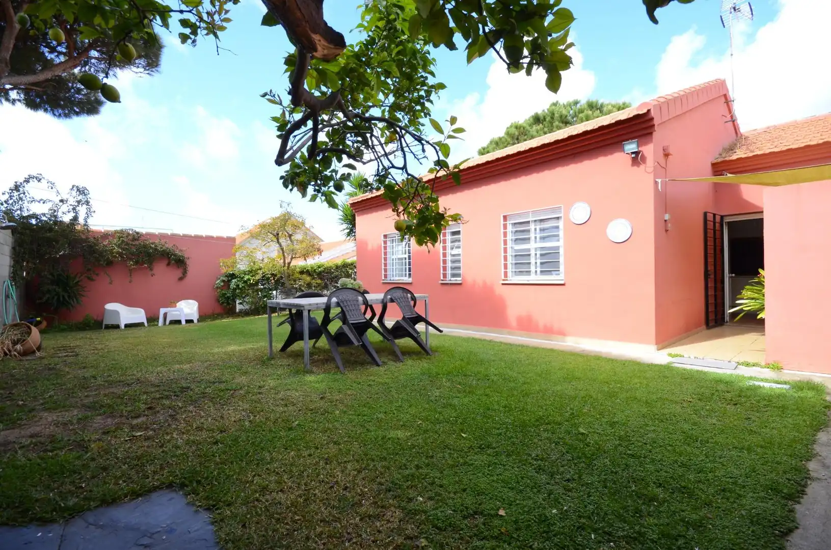 Houses for sale in Calle Mar Negro, Mazagón