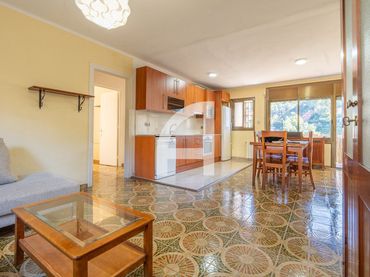 Flat for sale in Raval Bassons