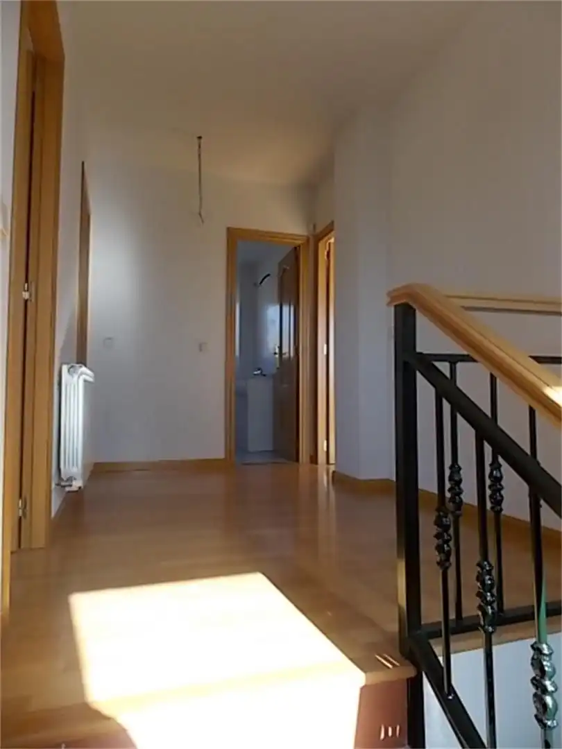 Houses for sale in Calle Pablo Neruda, 6, Miraflores de la Sierra