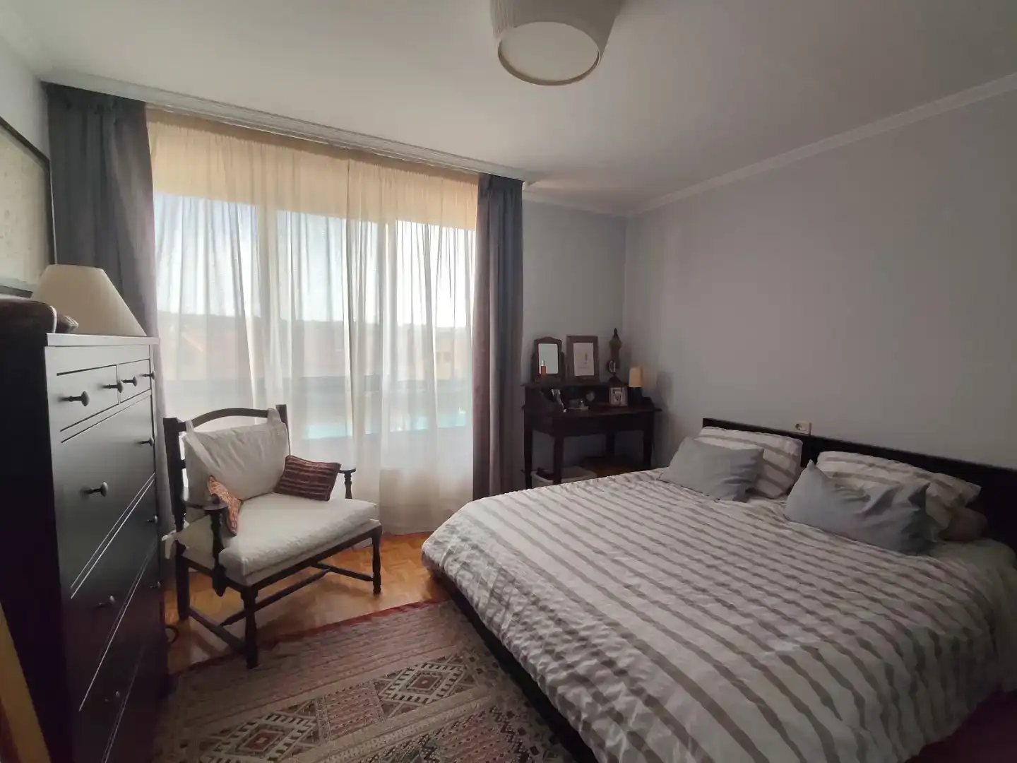 Dormitori de Casa o xalet en venda en Oroso amb Jardí privat, Parquet i Forn