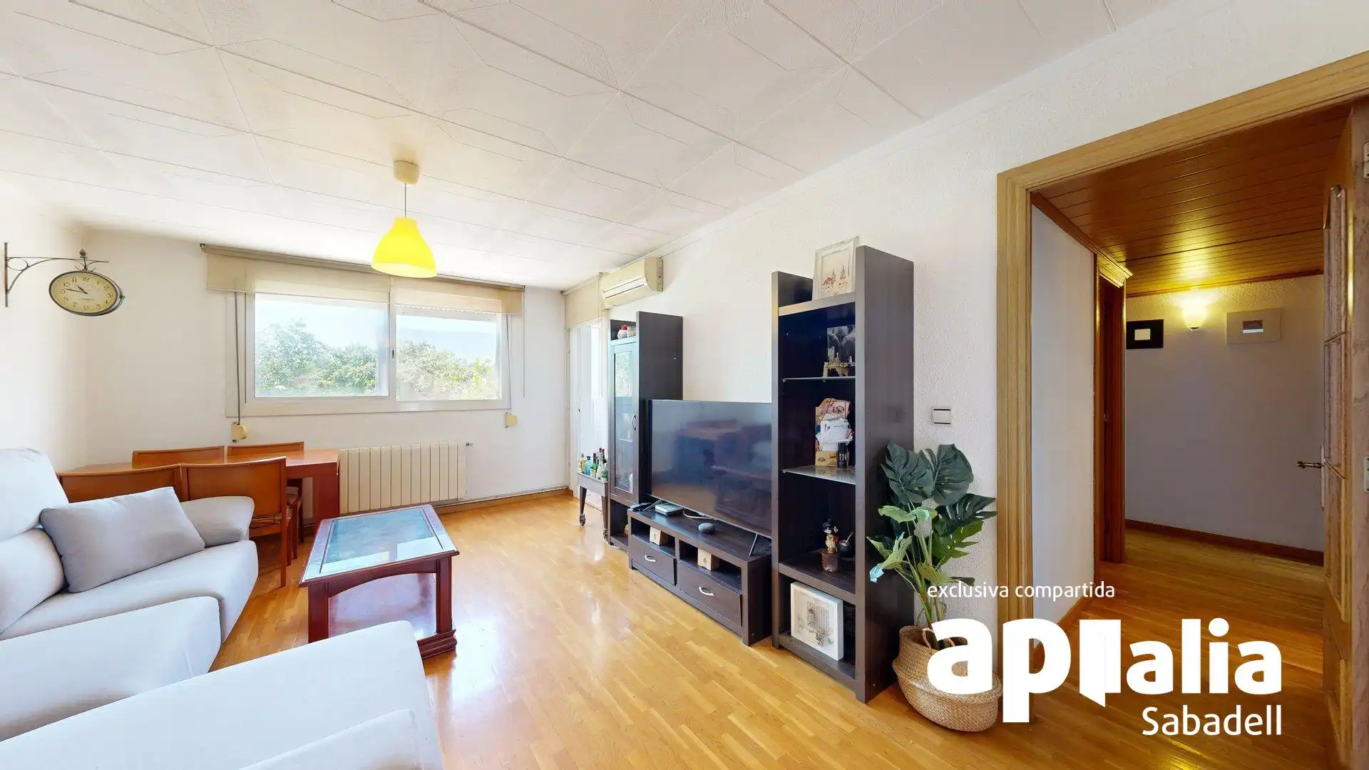 Living room of Flat for sale in Badia del Vallès  with Heating, Terrace and Balcony