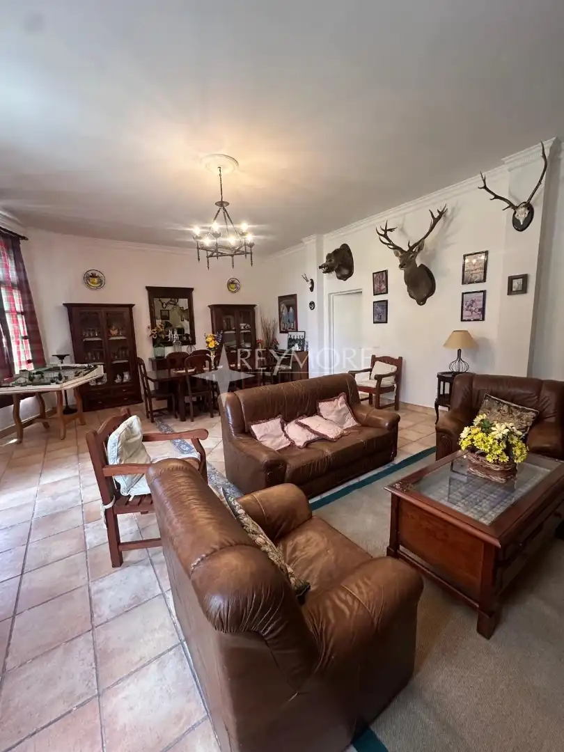 Houses for sale in Poniente-Norte - Miralbaida - Parque Azahara