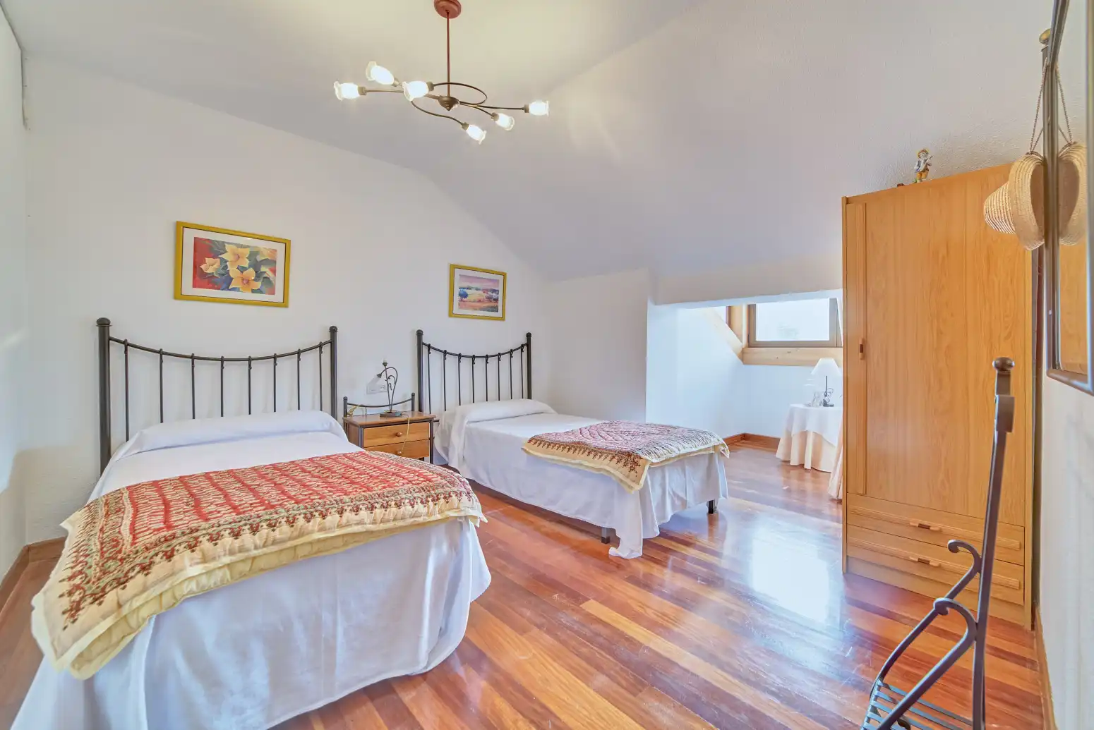 Habitación de Casa o chalet en venta en Irañeta con Calefacción, Jardín privado y Parquet