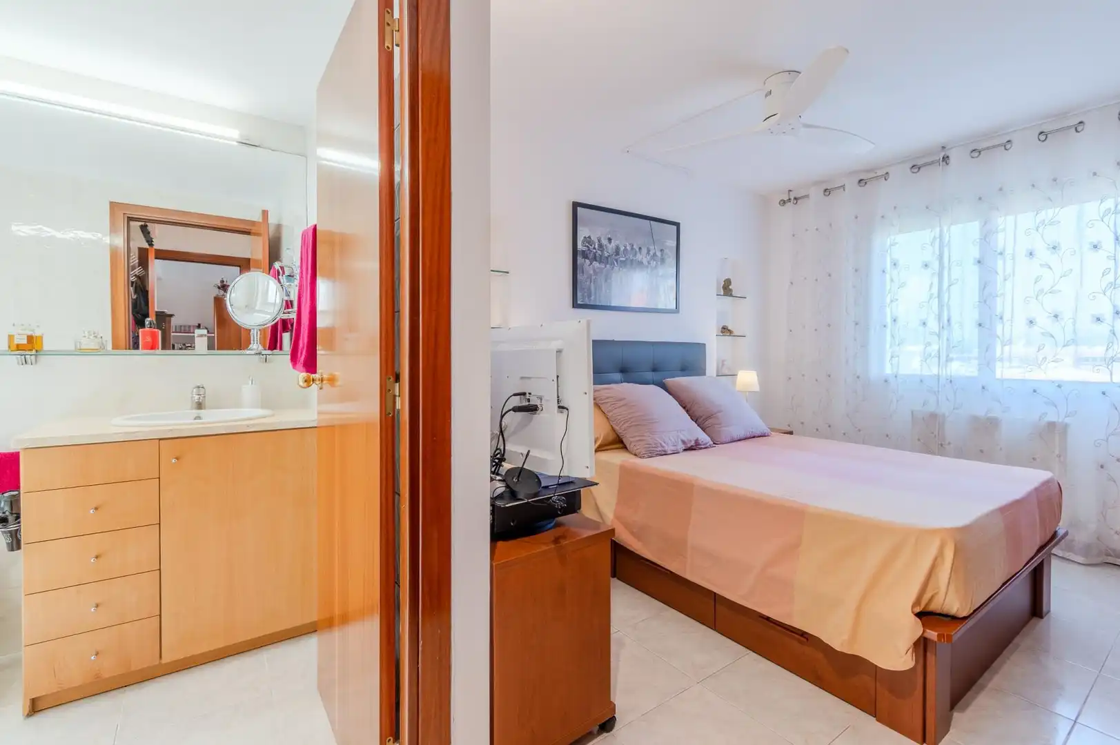 Bedroom of Duplexes for sale in Girona  with Heating and Balcony