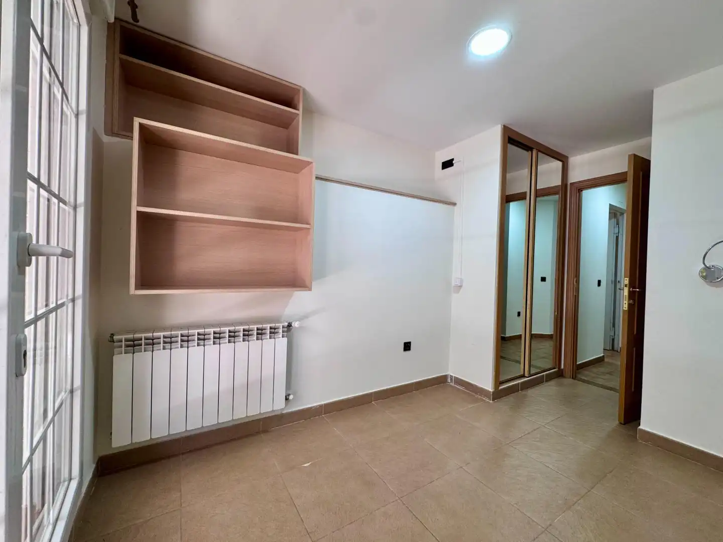 Casa adosada en venta en Villanueva de la Cañada con Parquet